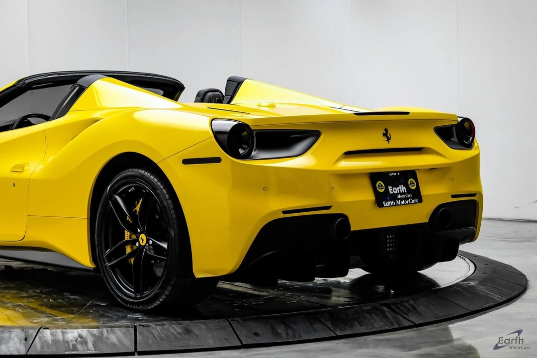 2017 Ferrari 488 Spider - Image 17 of 21