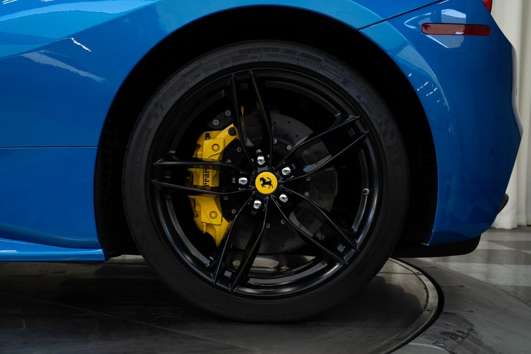 2017 Ferrari 488 Spider - Image 11 of 12