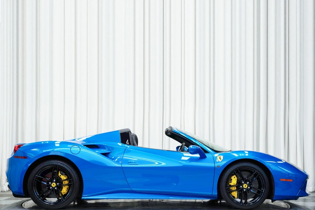 2017 Ferrari 488 Spider - Image 2 of 21