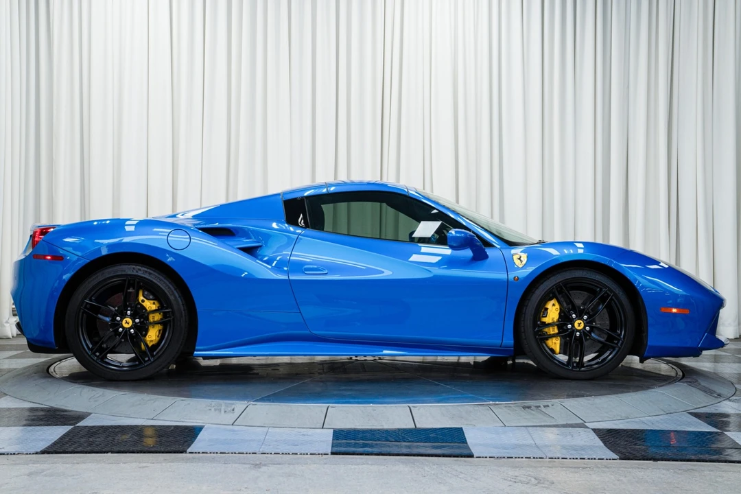 2017 Ferrari 488 Spider - Image 14 of 21