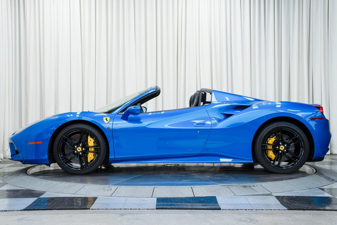2017 Ferrari 488 Spider - Image 6 of 21