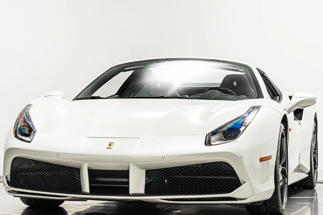 2017 Ferrari 488 Spider - Image 5 of 21