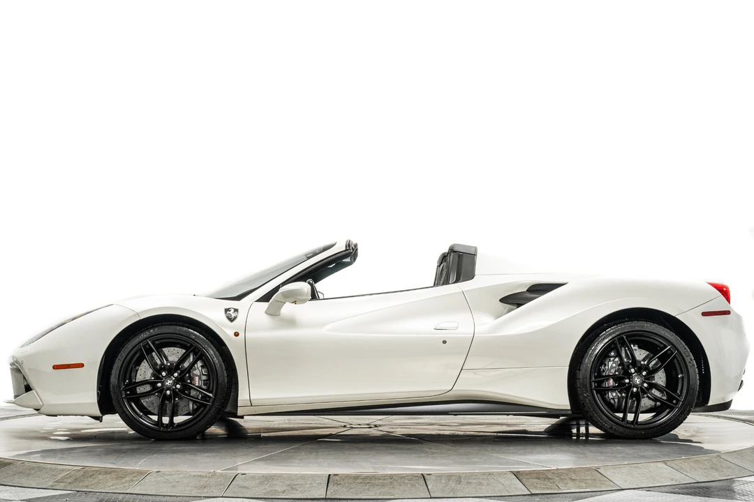 2017 Ferrari 488 Spider - Image 6 of 21