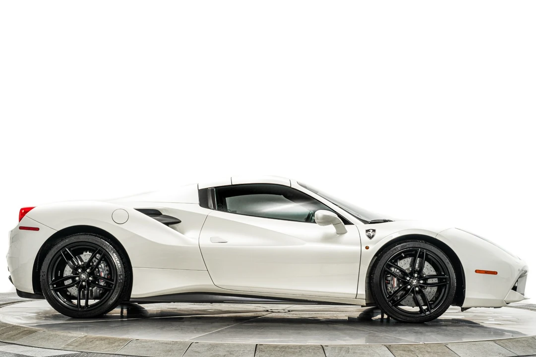 2017 Ferrari 488 Spider - Image 18 of 21