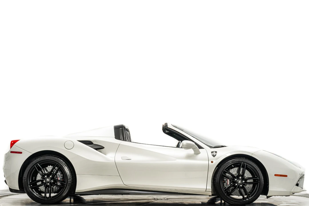 2017 Ferrari 488 Spider - Image 2 of 21