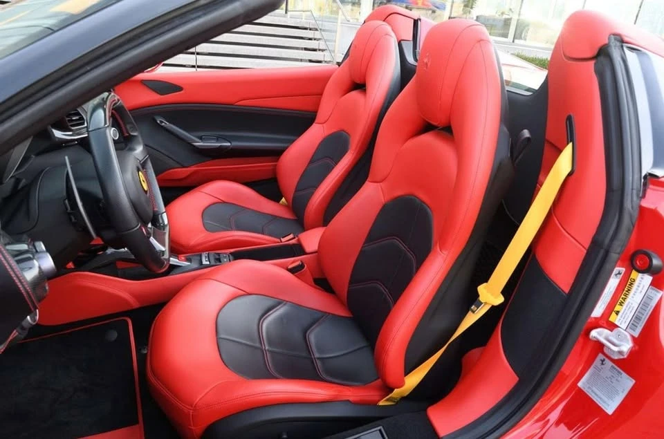 2017 Ferrari 488 Spider - Image 3 of 4