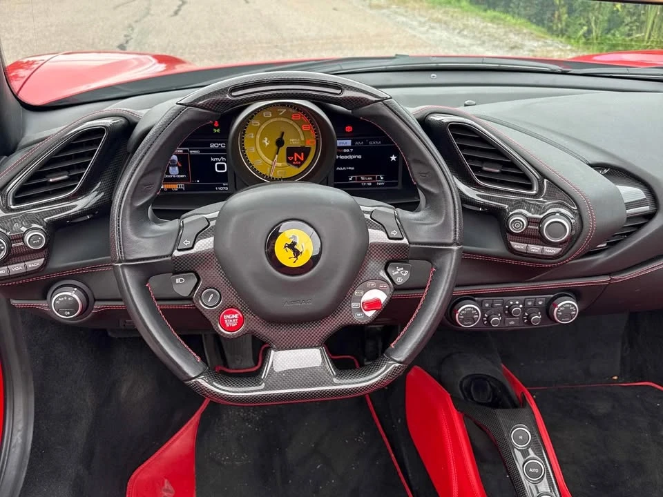 2017 Ferrari 488 Spider - Image 7 of 8