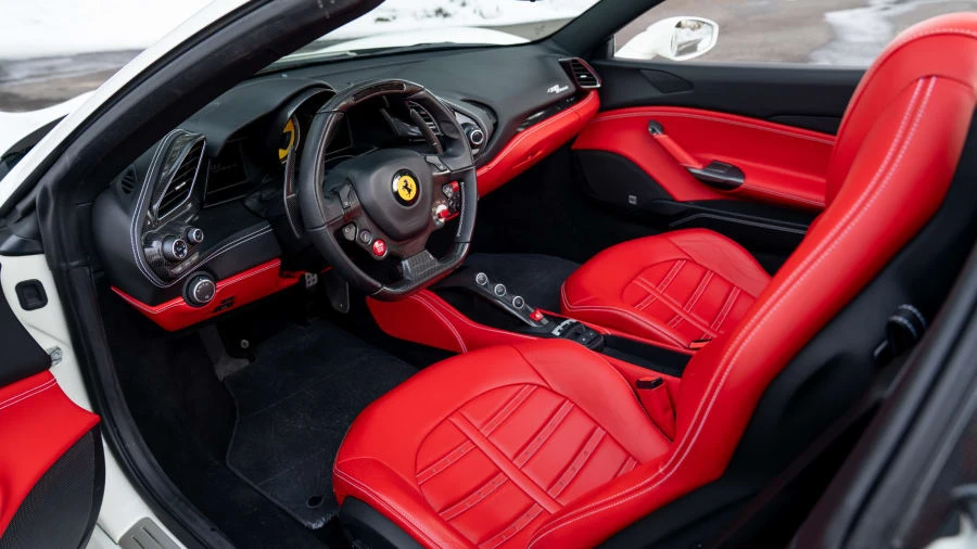 2017 Ferrari 488 Spider - Image 21 of 31