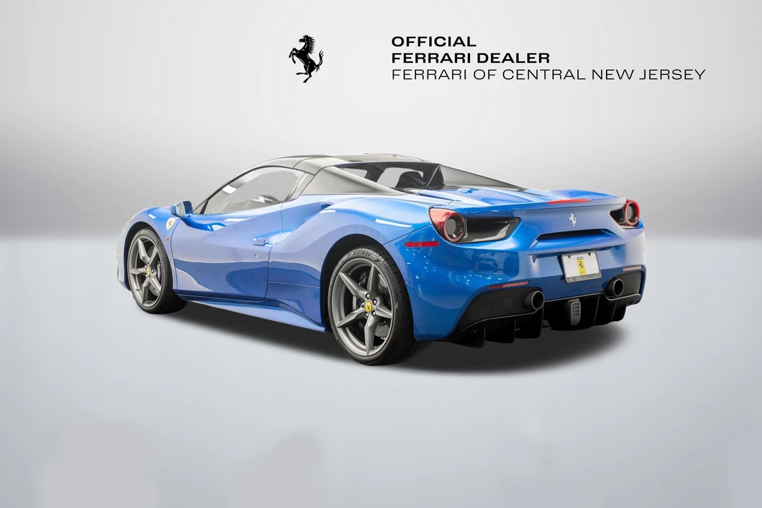 2017 Ferrari 488 Spider - Image 14 of 31