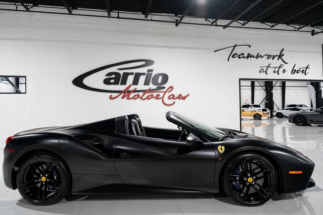 2017 Ferrari 488 Spider - Image 8 of 31