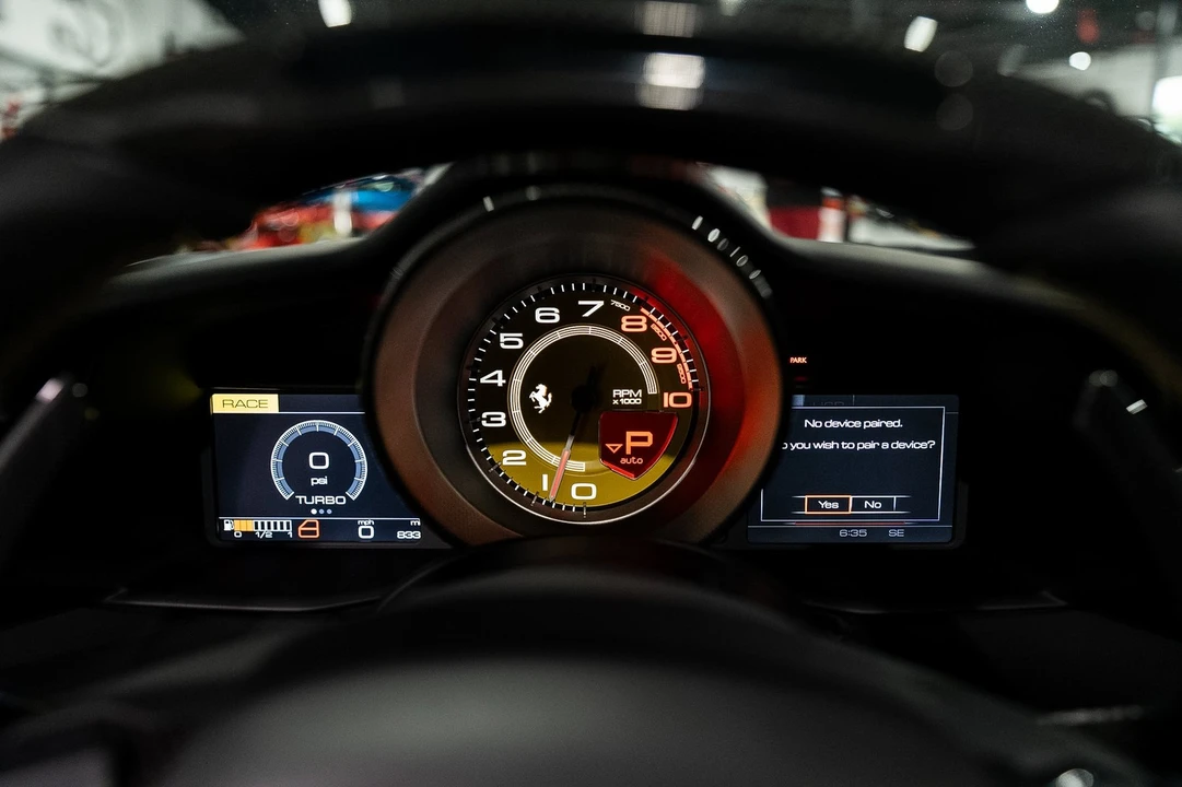 2017 Ferrari 488 Spider - Image 21 of 31