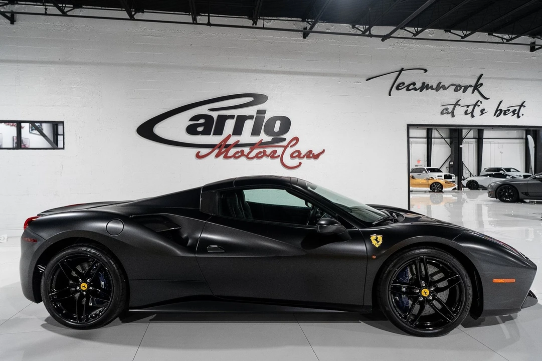 2017 Ferrari 488 Spider - Image 16 of 31