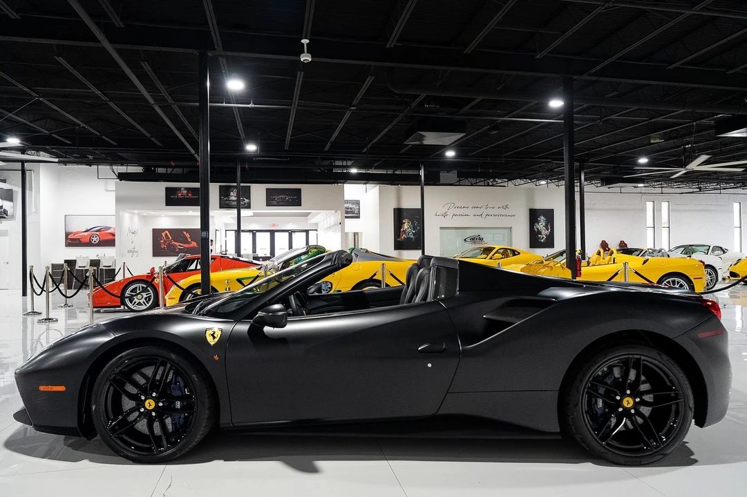 2017 Ferrari 488 Spider - Image 4 of 31