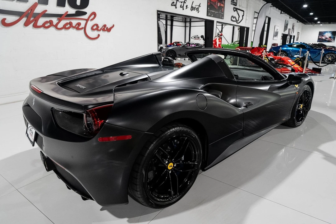 2017 Ferrari 488 Spider - Image 7 of 31