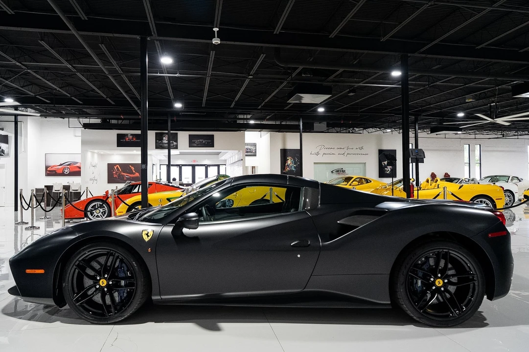2017 Ferrari 488 Spider - Image 12 of 31