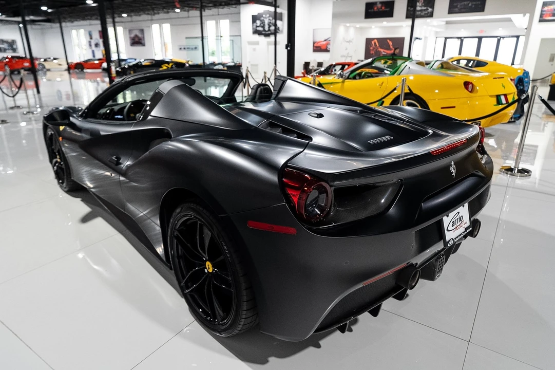 2017 Ferrari 488 Spider - Image 5 of 31