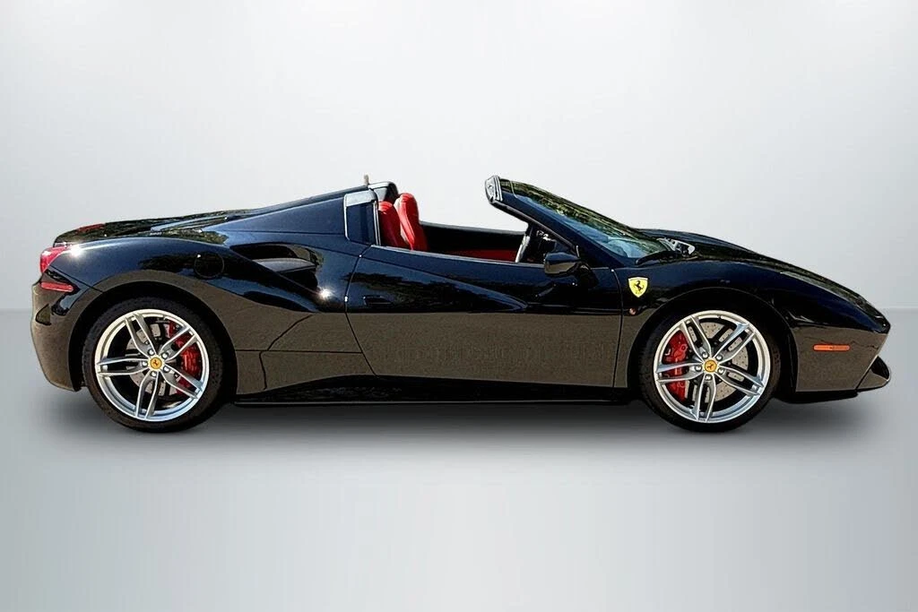 2017 Ferrari 488 Spider - Image 4 of 29