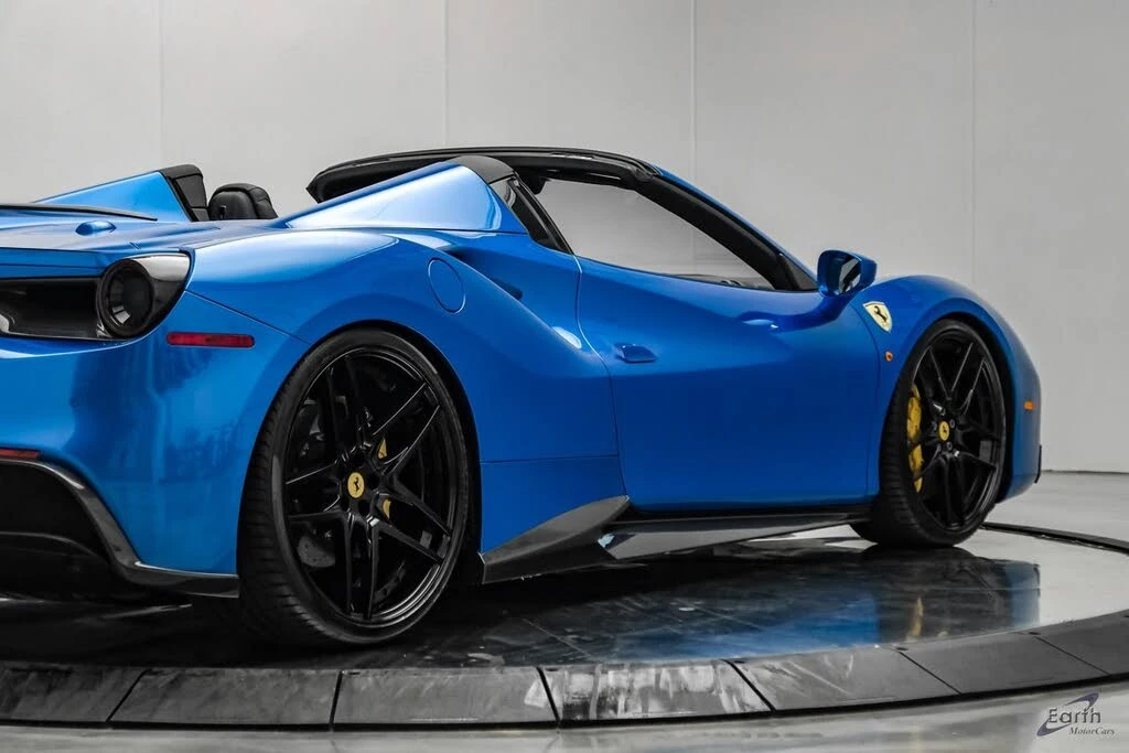 2017 Ferrari 488 Spider - Image 26 of 31