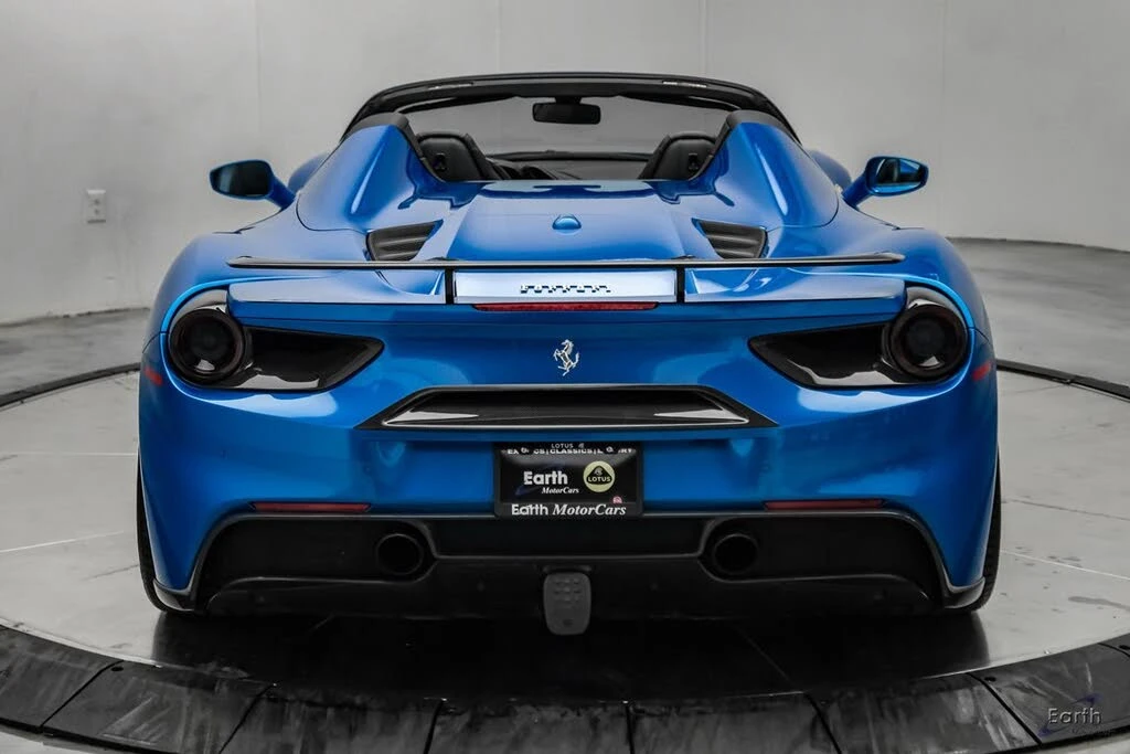2017 Ferrari 488 Spider - Image 17 of 31