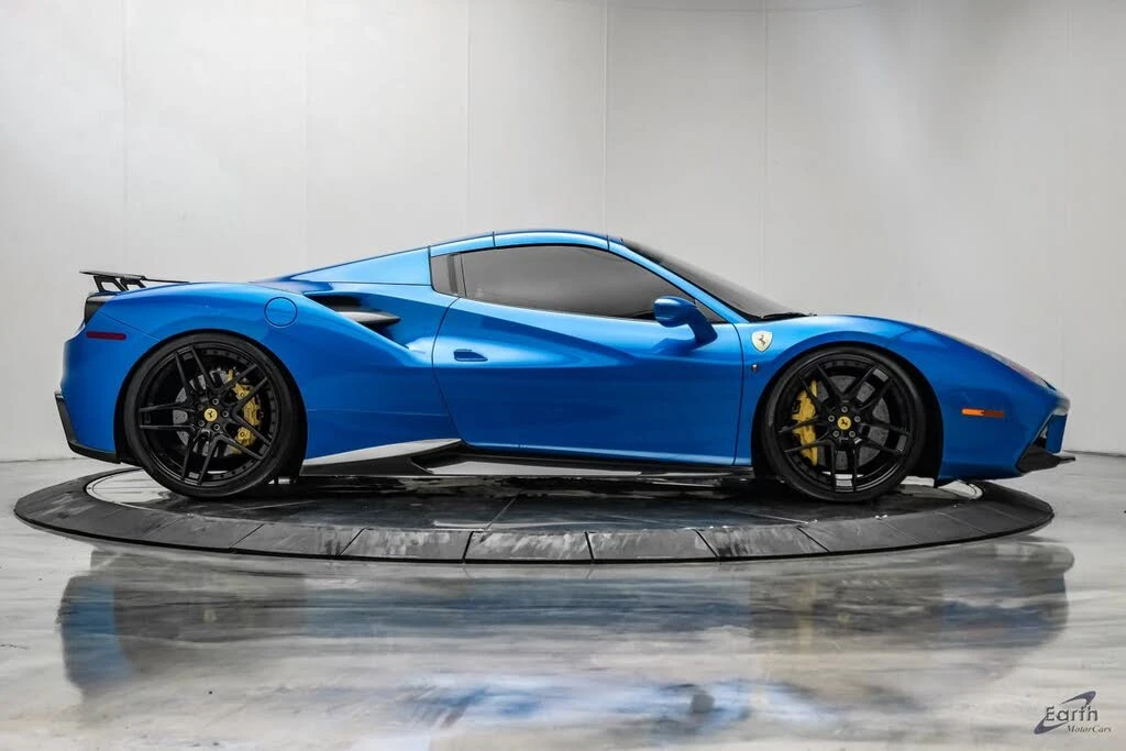 2017 Ferrari 488 Spider - Image 28 of 31