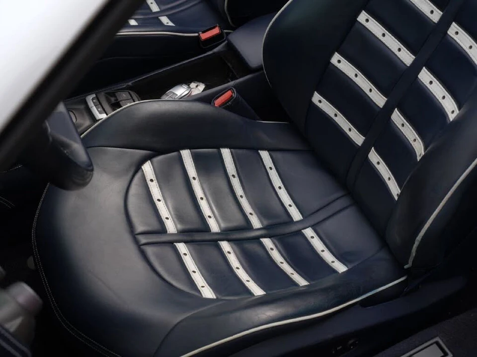 2017 Ferrari 488 Spider - Image 15 of 31