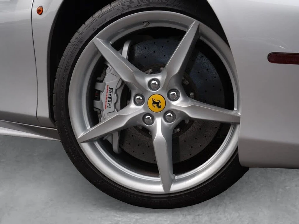 2017 Ferrari 488 Spider - Image 6 of 31