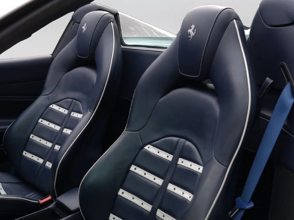 2017 Ferrari 488 Spider - Image 10 of 31