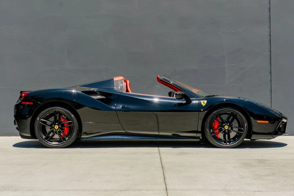 2017 Ferrari 488 Spider - Image 7 of 31