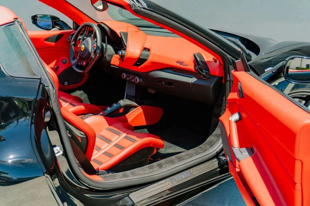 2017 Ferrari 488 Spider - Image 25 of 31