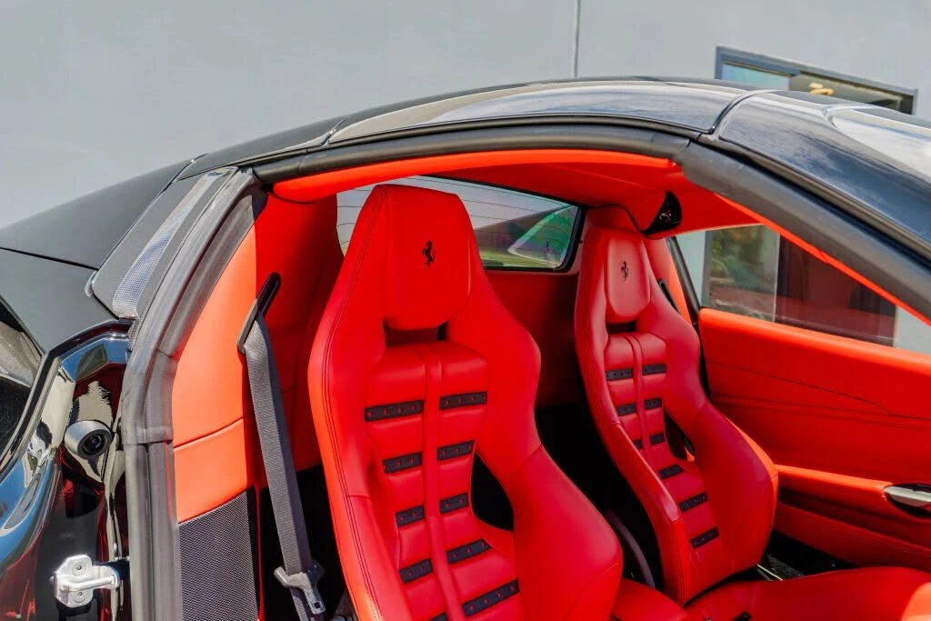 2017 Ferrari 488 Spider - Image 14 of 31