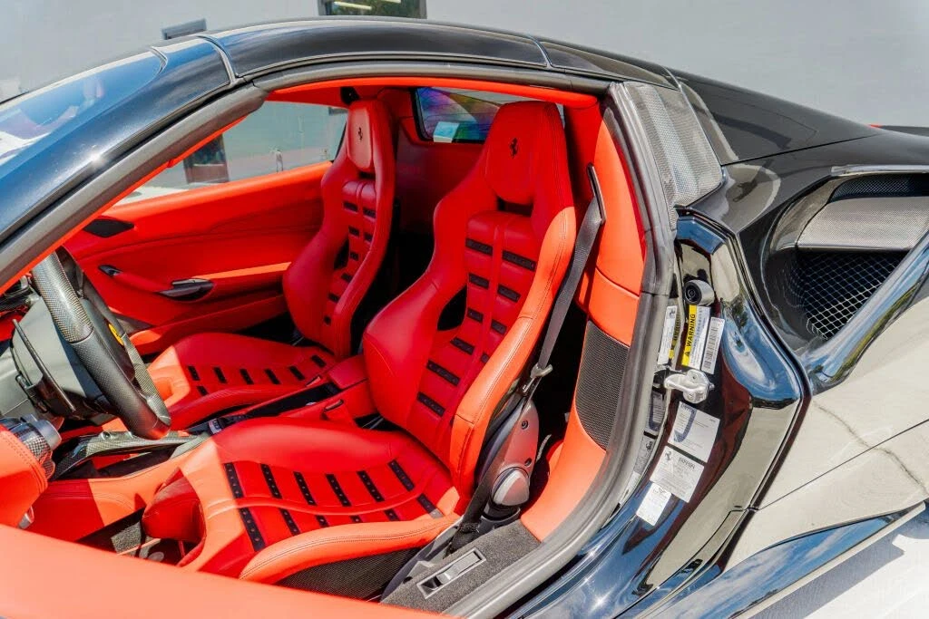 2017 Ferrari 488 Spider - Image 13 of 31
