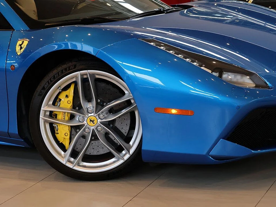 2017 Ferrari 488 Spider - Image 9 of 31