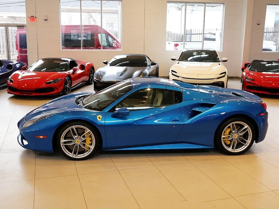 2017 Ferrari 488 Spider - Image 3 of 31