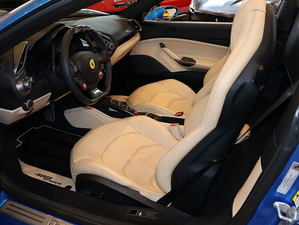 2017 Ferrari 488 Spider - Image 4 of 31