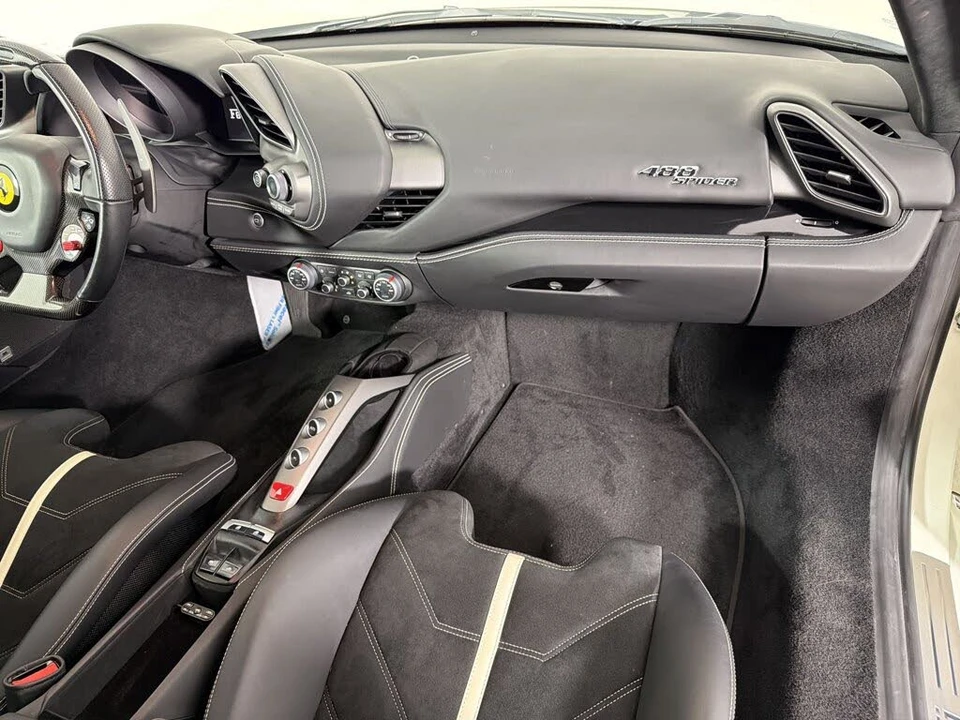 2017 Ferrari 488 Spider - Image 29 of 31