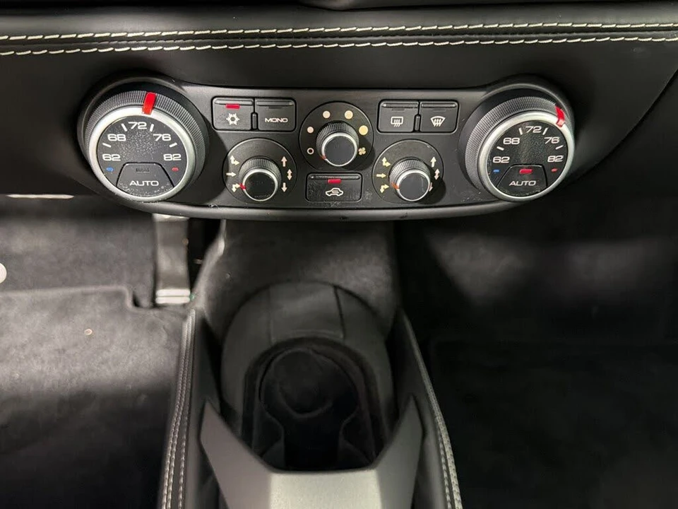 2017 Ferrari 488 Spider - Image 16 of 31