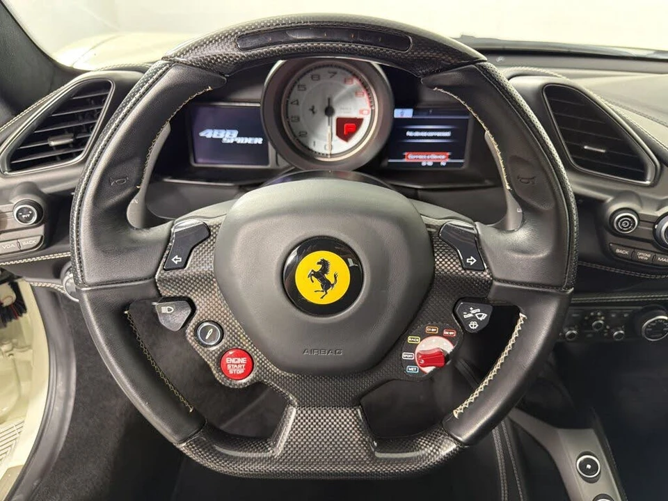 2017 Ferrari 488 Spider - Image 15 of 31