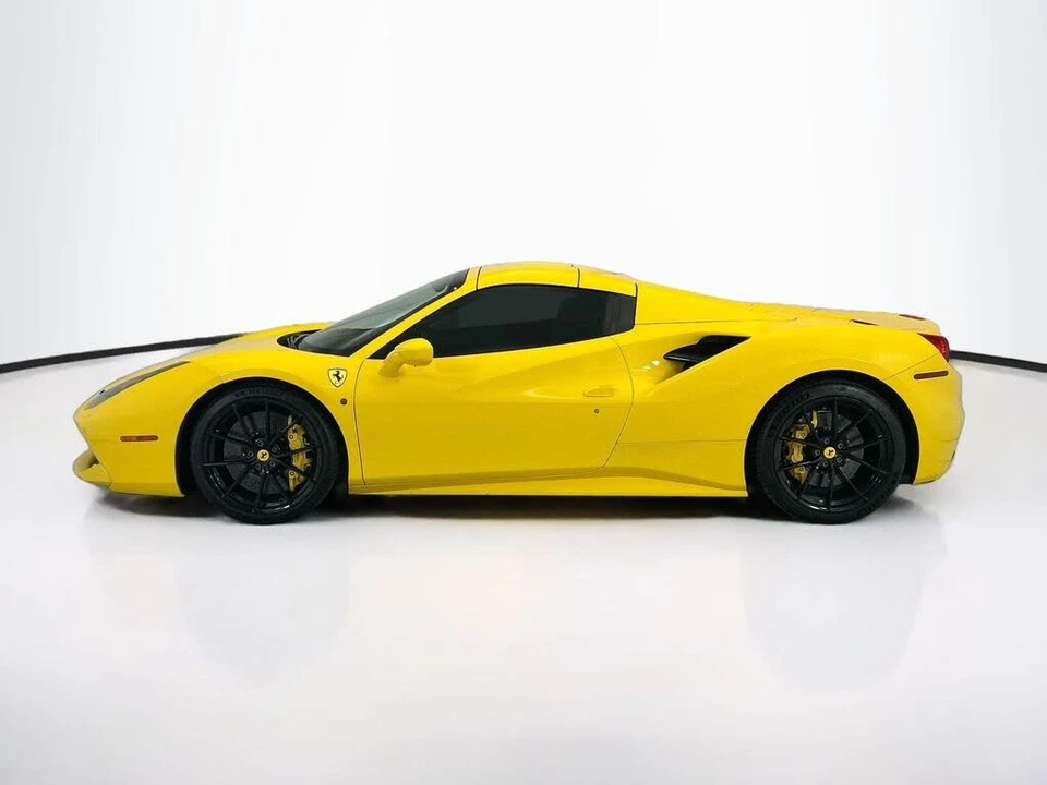 2017 Ferrari 488 Spider - Image 16 of 31