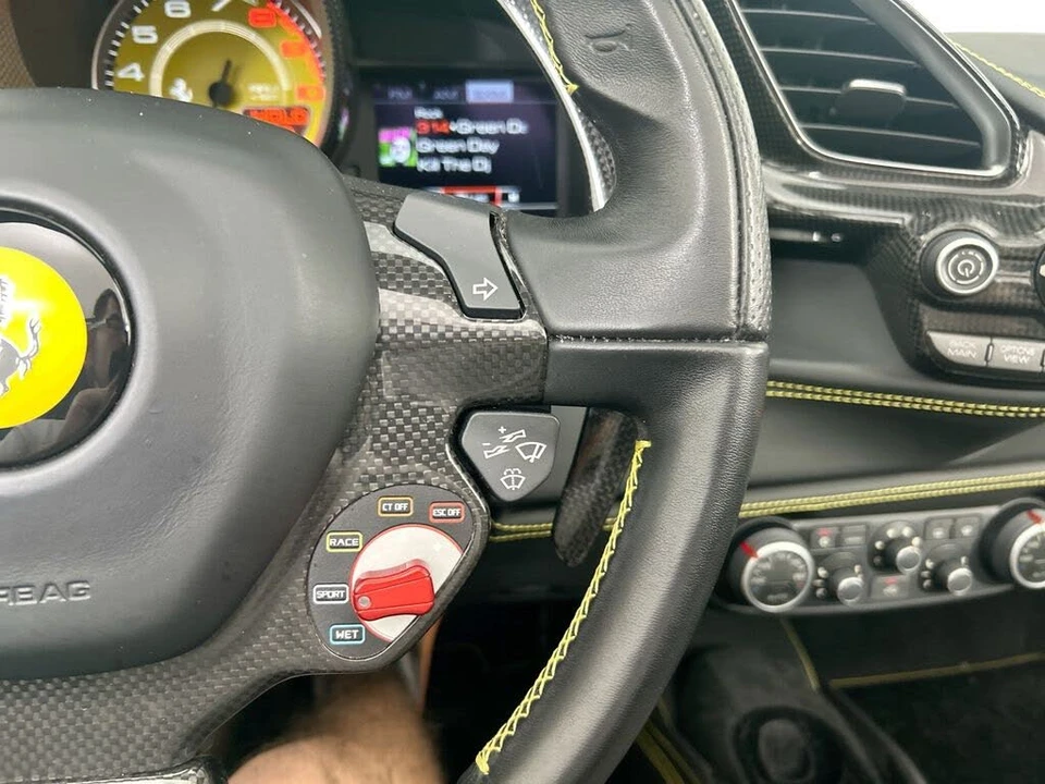 2017 Ferrari 488 Spider - Image 20 of 31