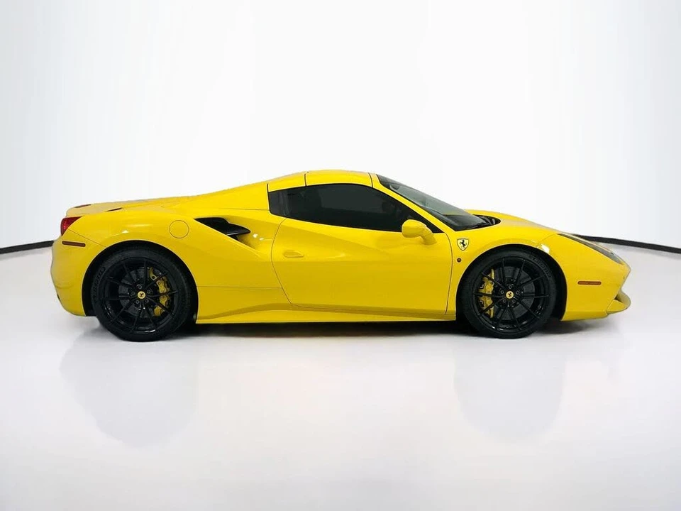 2017 Ferrari 488 Spider - Image 12 of 31