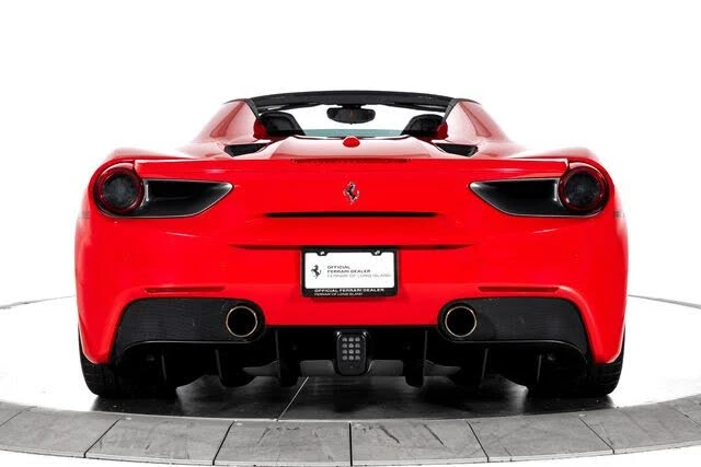 2017 Ferrari 488 Spider - Image 8 of 31
