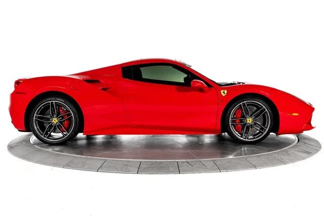 2017 Ferrari 488 Spider - Image 13 of 31