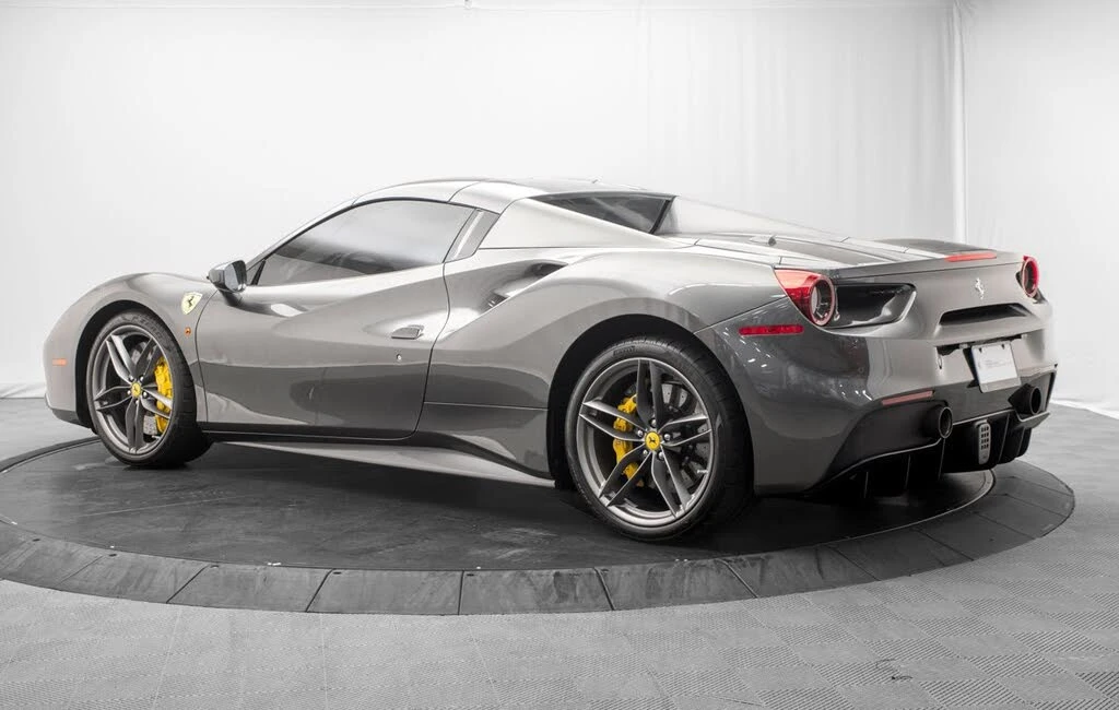 2017 Ferrari 488 Spider - Image 13 of 31