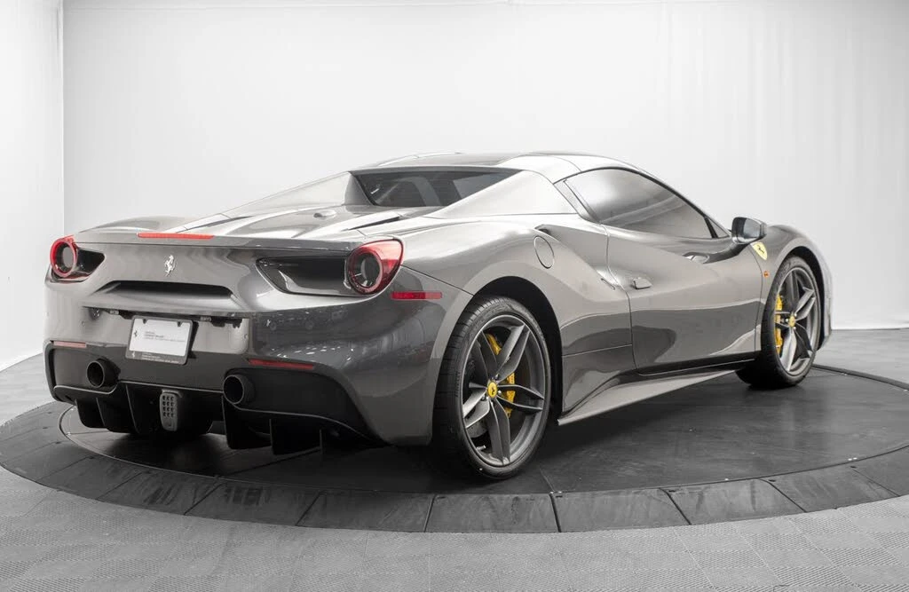 2017 Ferrari 488 Spider - Image 15 of 31