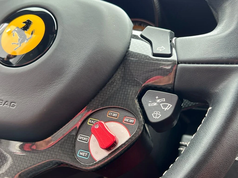2017 Ferrari 488 Spider - Image 29 of 31