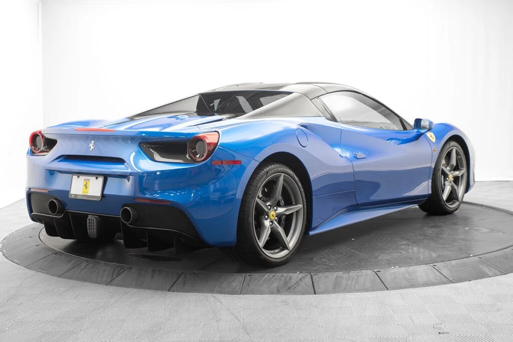 2017 Ferrari 488 Spider - Image 12 of 31