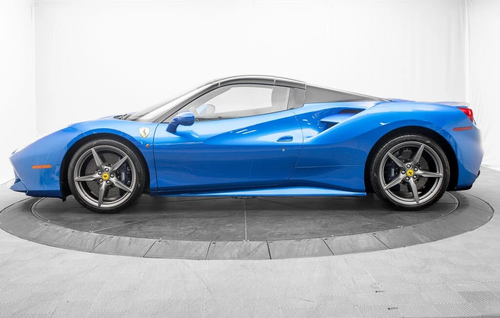 2017 Ferrari 488 Spider - Image 15 of 31