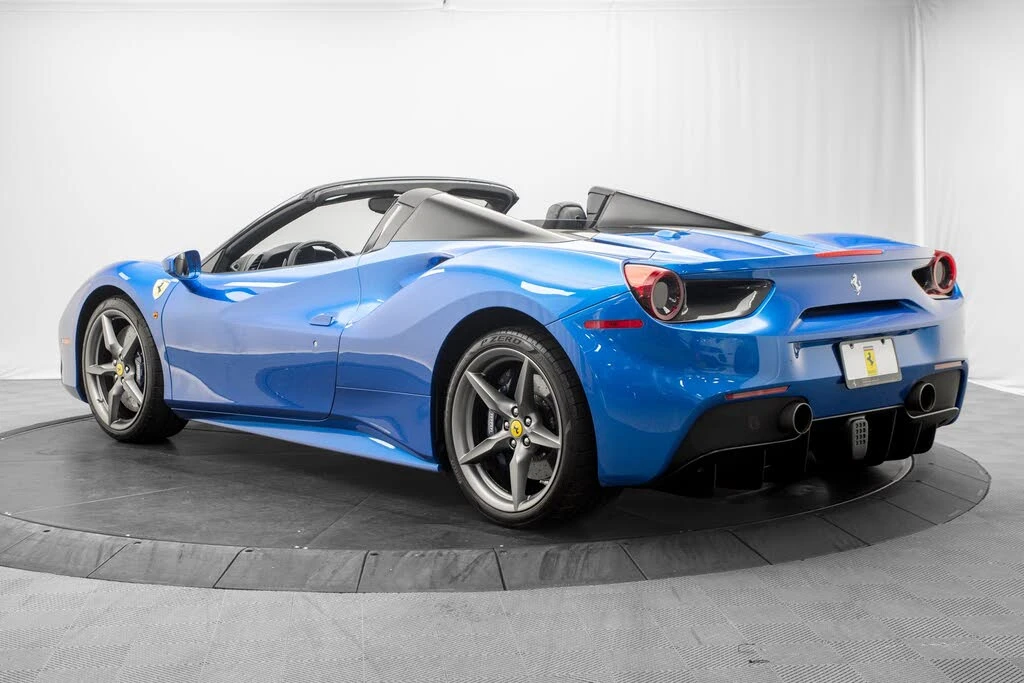 2017 Ferrari 488 Spider - Image 5 of 31
