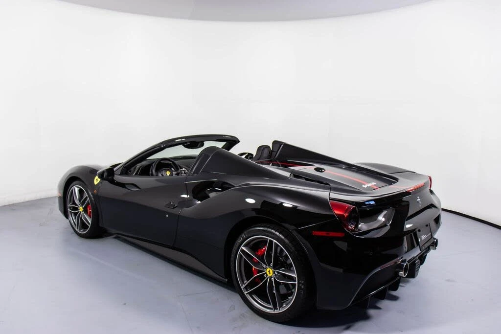 2017 Ferrari 488 Spider - Image 8 of 31