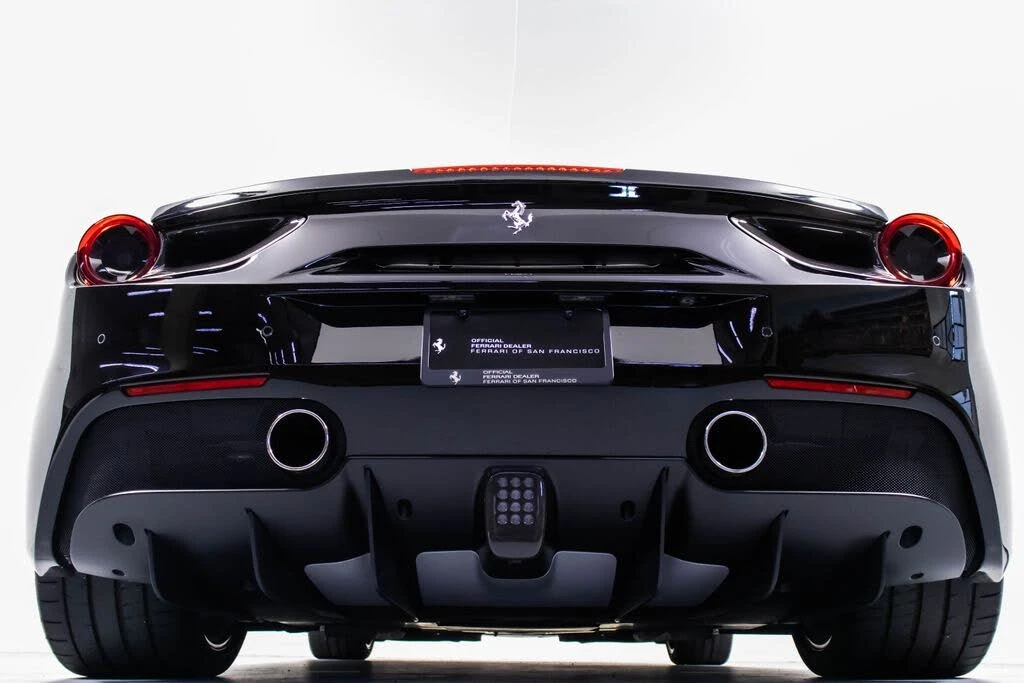 2017 Ferrari 488 Spider - Image 24 of 31